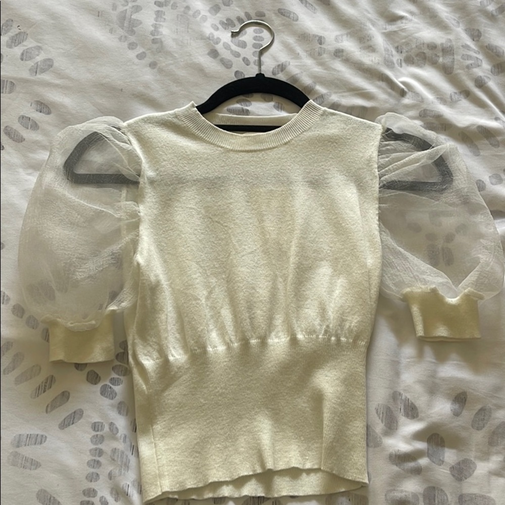 White crop top